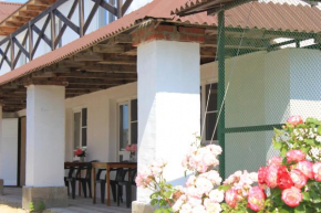 Nika Guest House